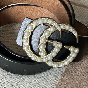 Pearl GG belt buckle with black belt